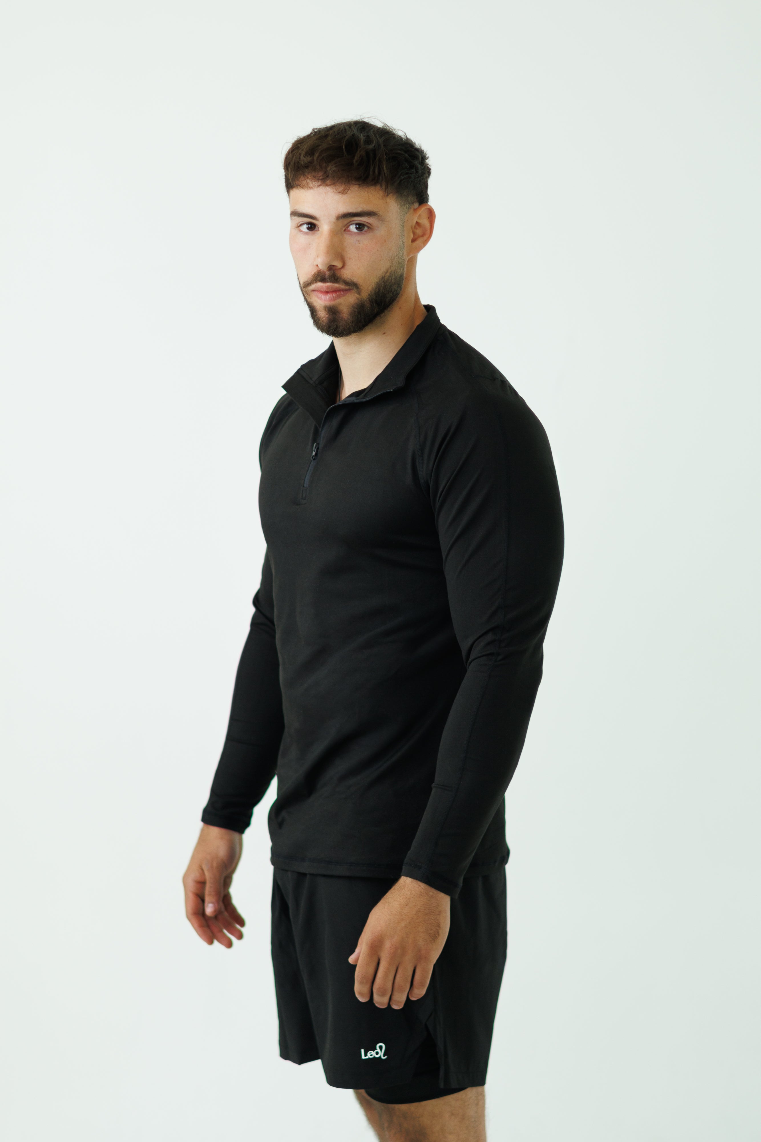 חולצת רוכסן מחטבת